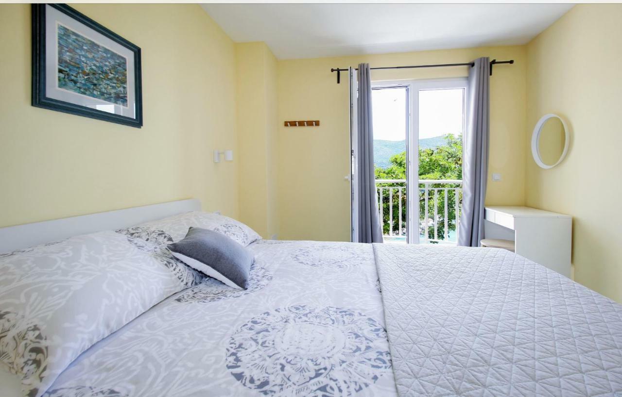 Apartment Levanat Molunat Kültér fotó